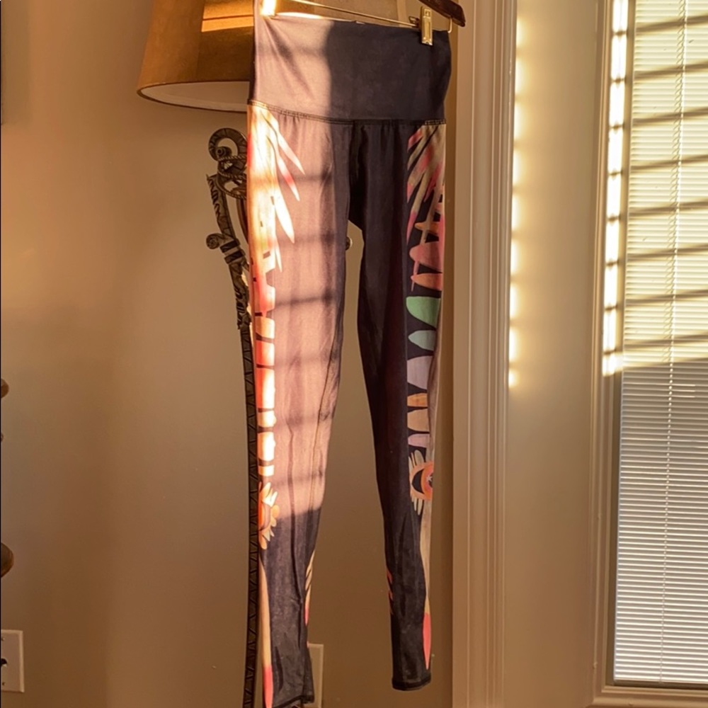 Teeki jungle eyes yoga legging XS